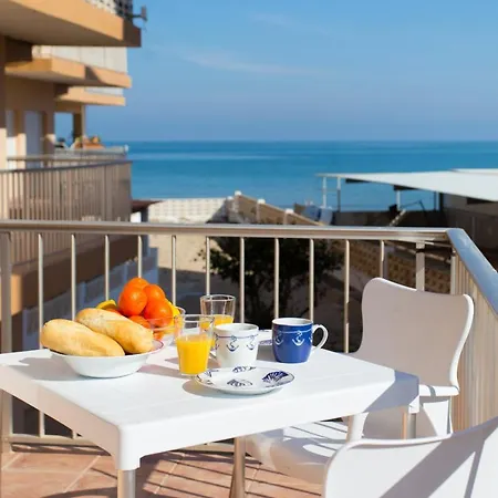 Apartment Beachfront Los Banos